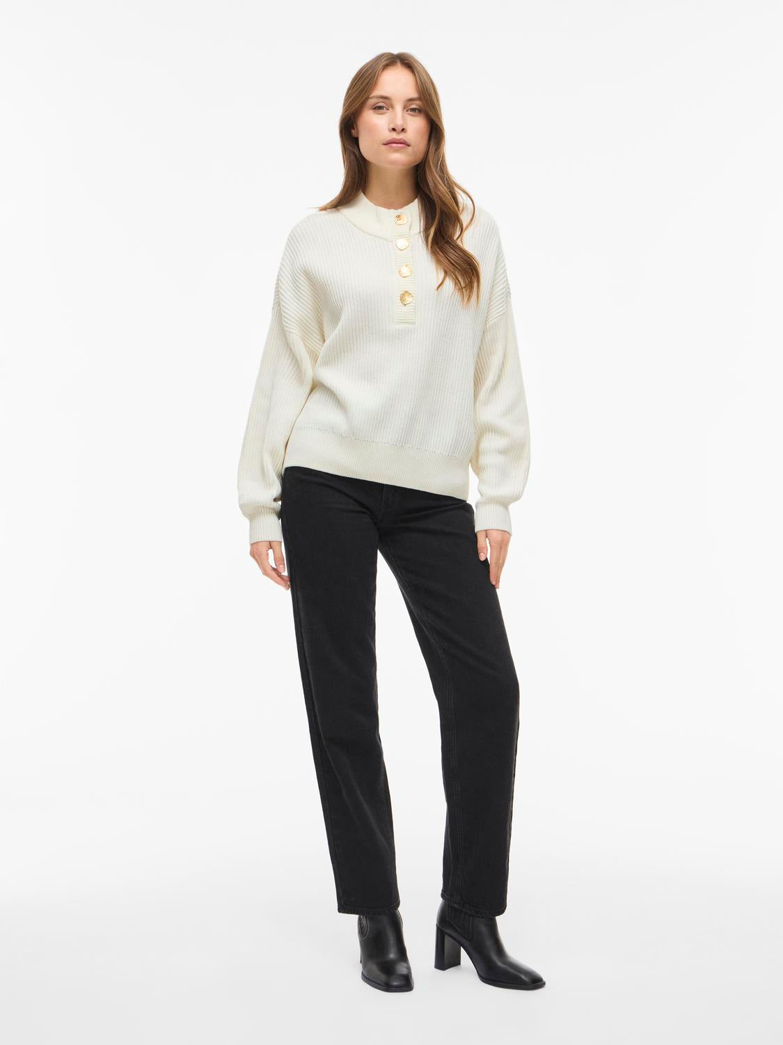 model_shot-front_full